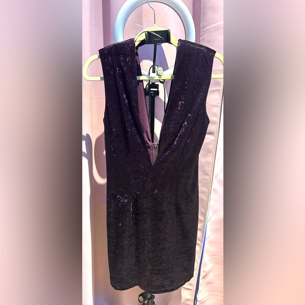 Forever21 velvet dress V neck with zipper Size S